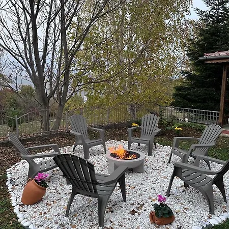 Villa Manevi
