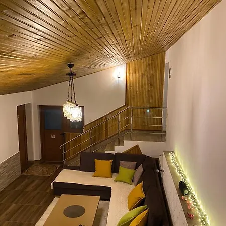 Villa Manevi