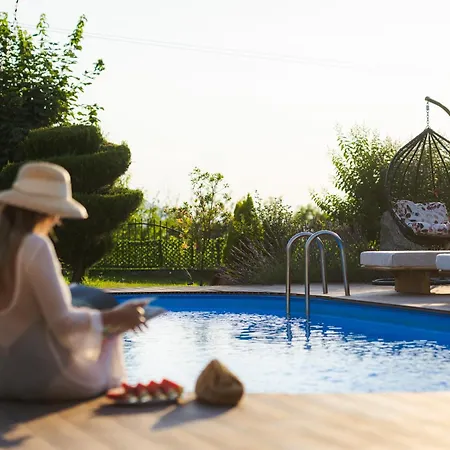 Villa Manevi