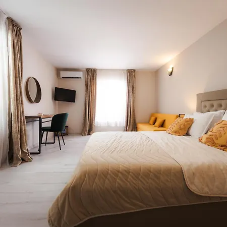 Villa Manevi