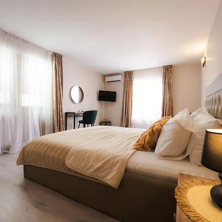 Manevi Villa