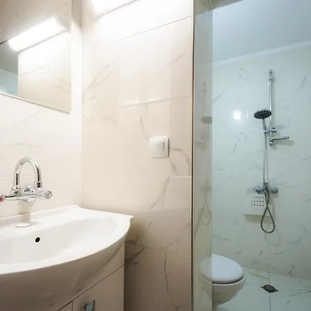 Villa Manevi *