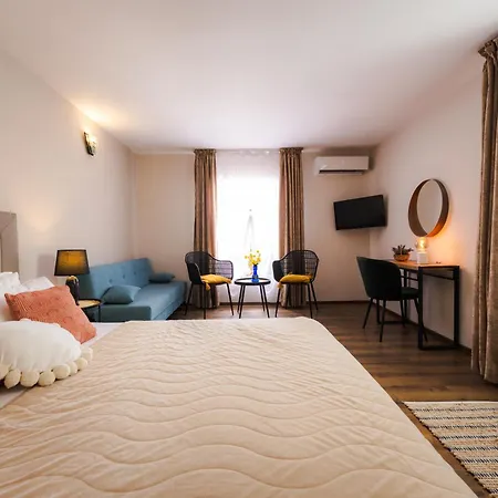 Manevi Villa