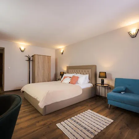 Villa Manevi Javornica