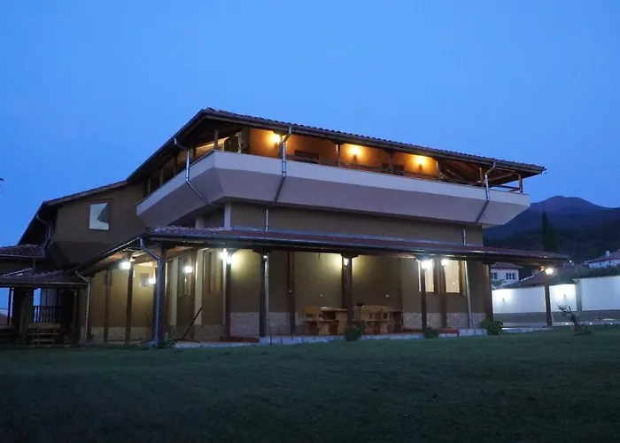 Manevi Villa Javornica